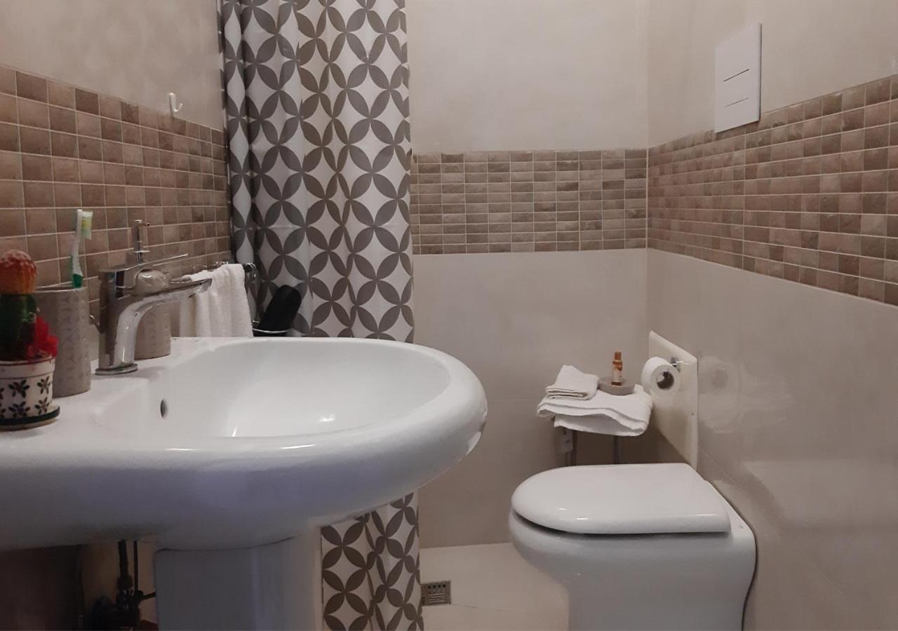 스카파티 Domus In Fonte B&B 외부 사진