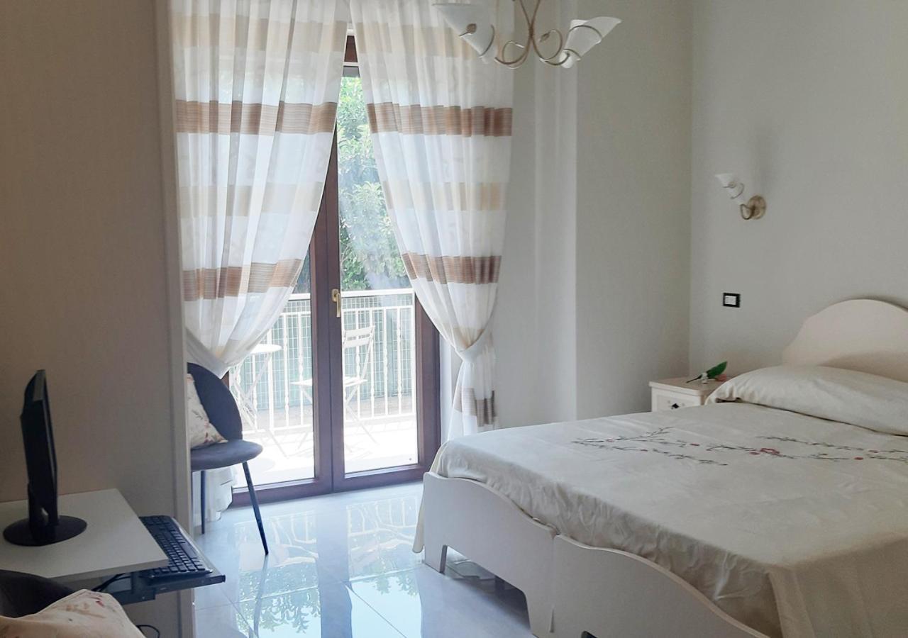 스카파티 Domus In Fonte B&B 외부 사진